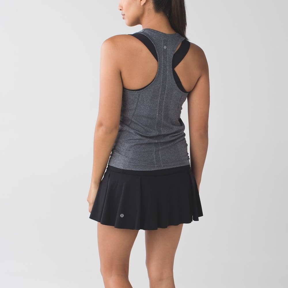 Lululemon Black Skirt size 6